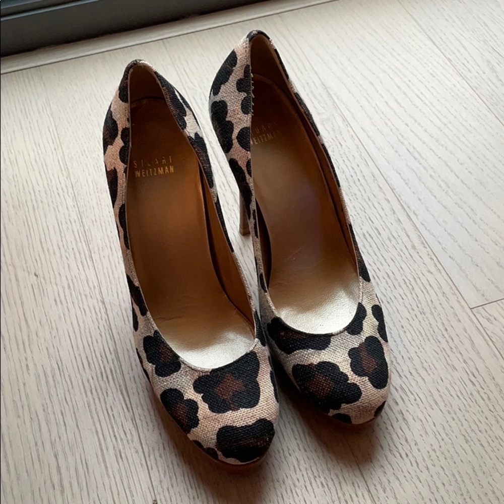 Leopard platform heels